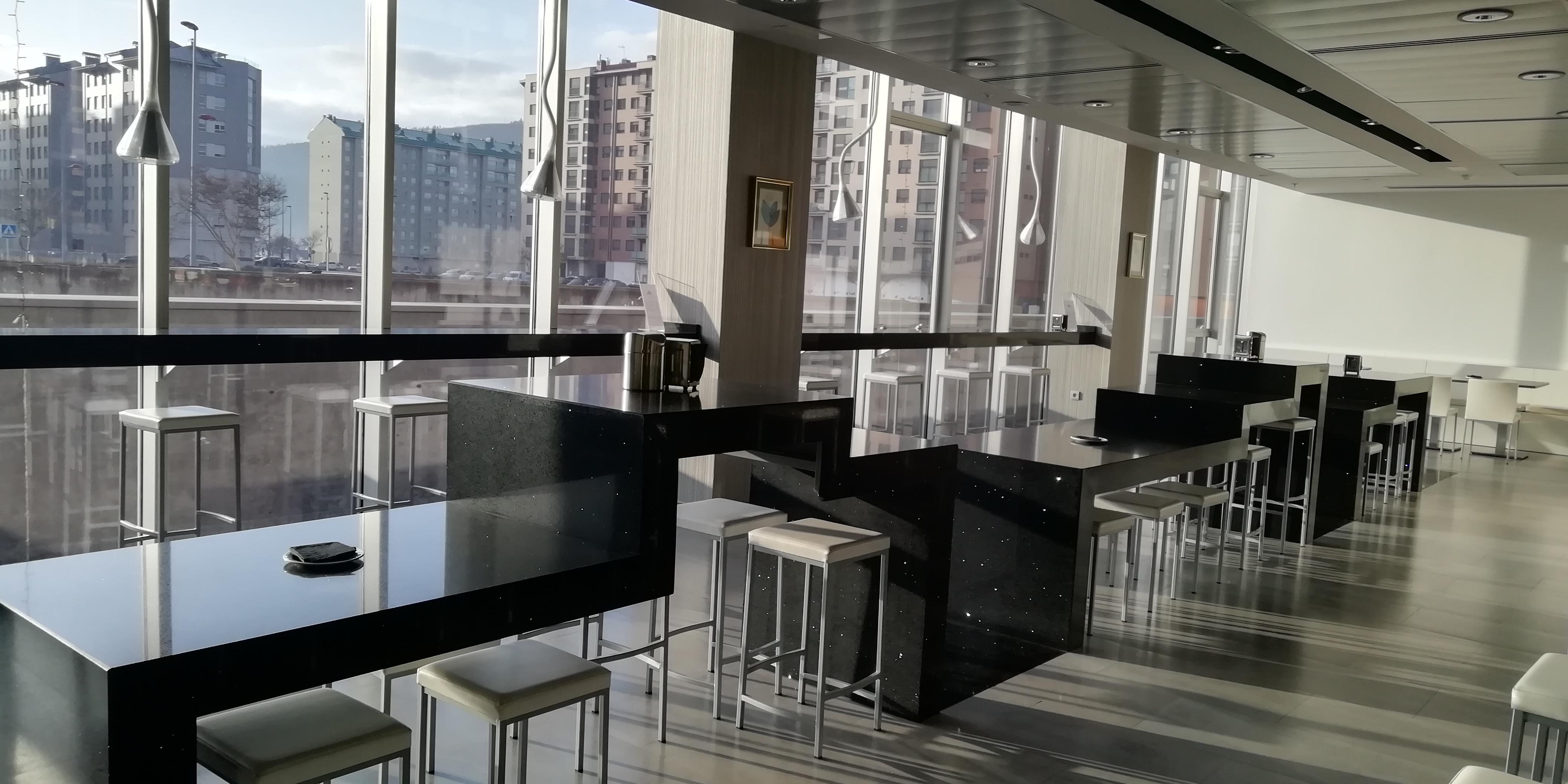 Hotel Ciudad De Ponferrada, Ascend Hotel Collection Bagian luar foto