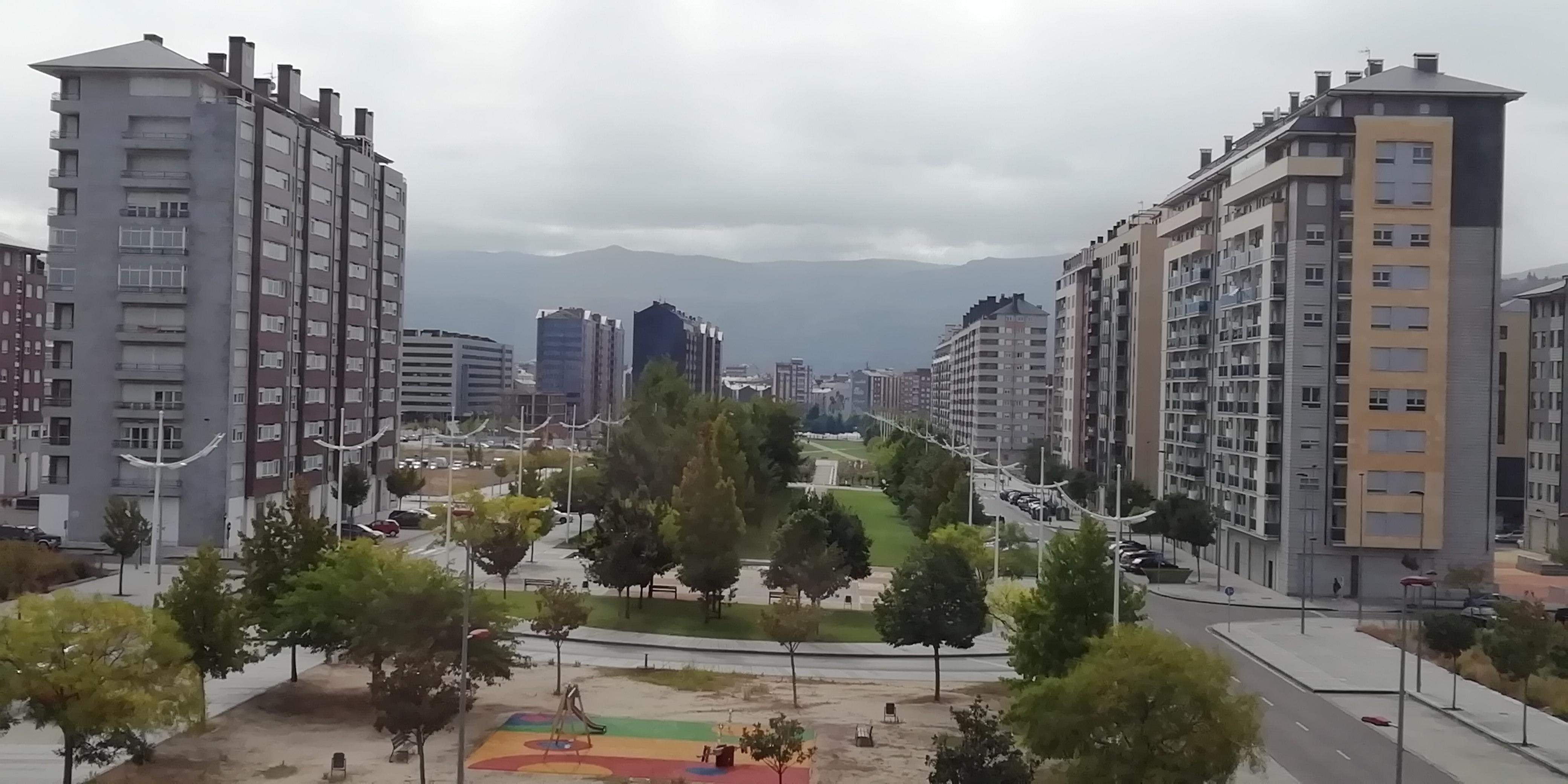 Hotel Ciudad De Ponferrada, Ascend Hotel Collection Bagian luar foto