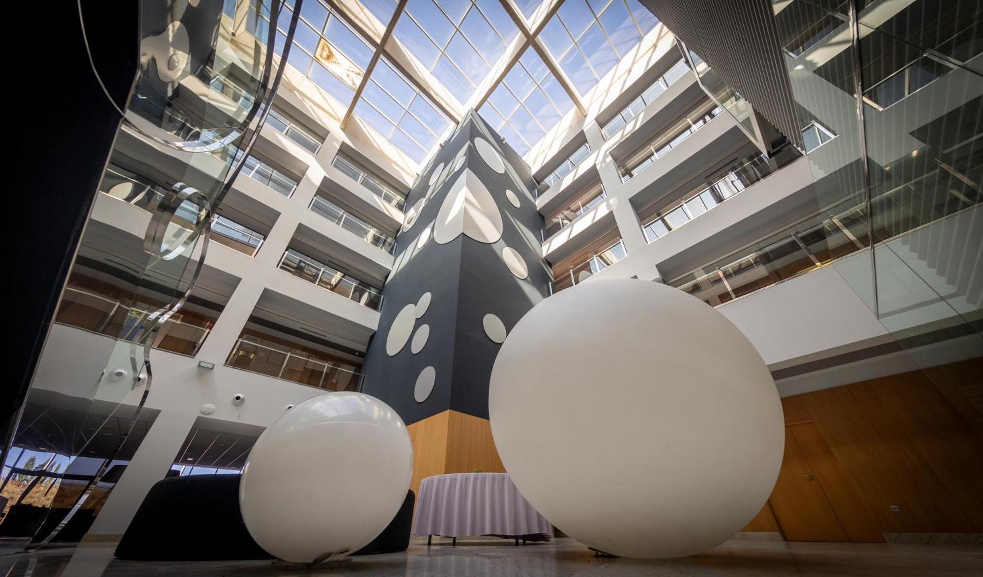 Hotel Ciudad De Ponferrada, Ascend Hotel Collection Bagian luar foto
